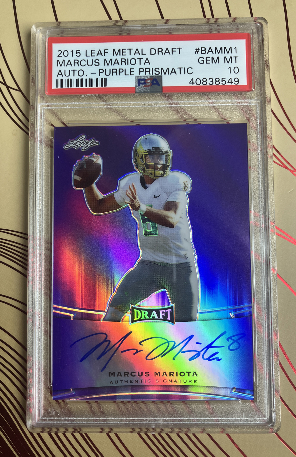 Marcus Mariota Leaf Metal Draft Autographs #BAMM1 Purple Prismatic