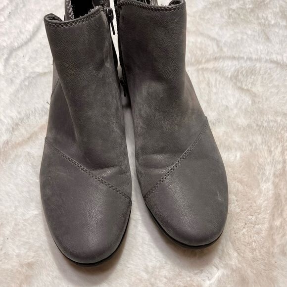 Cloudsteppers by Clark’s grey Caddell tropic ankl… - image 3