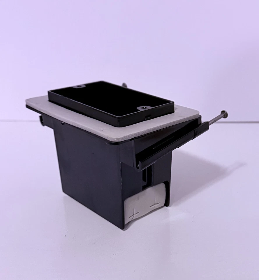 Caja de salida Carlon FN-23 3-5/8" X 2-1/4" X 3-5/8" nuevo trabajo, hermética al vapor, 1 banda Foto 3 de 4