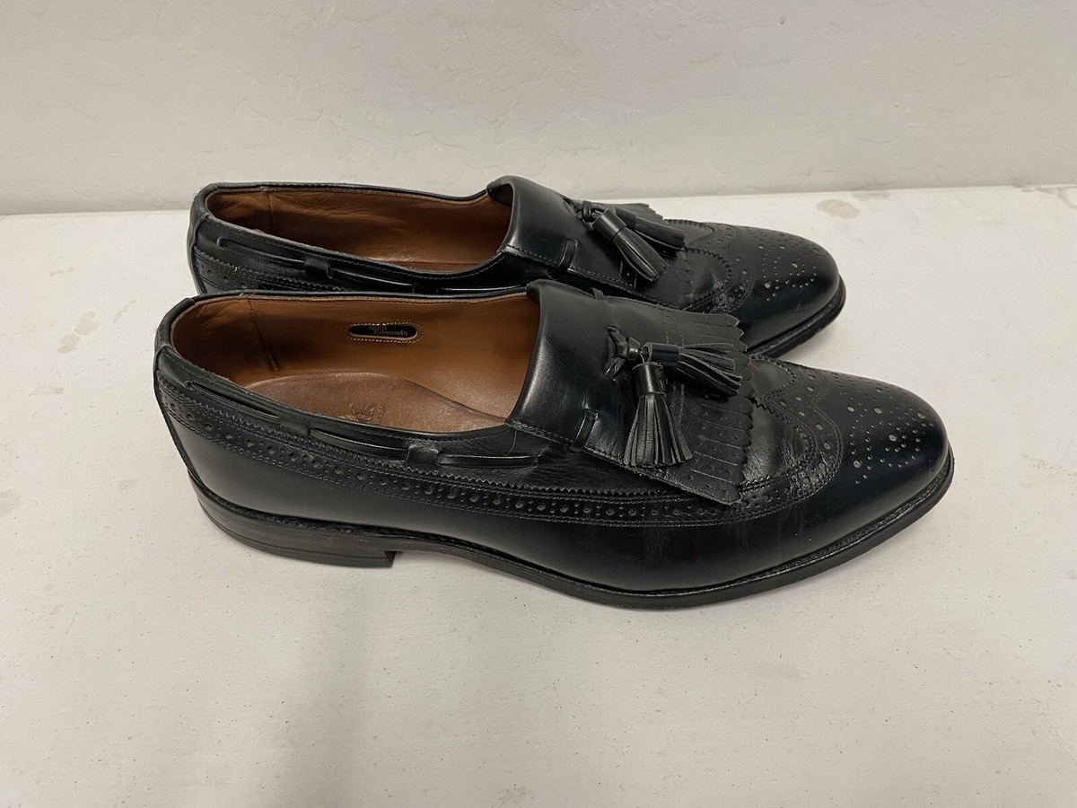 Allen Edmonds Arlington Tassel Kiltie Loafer Dress Shoe in  display picture 1