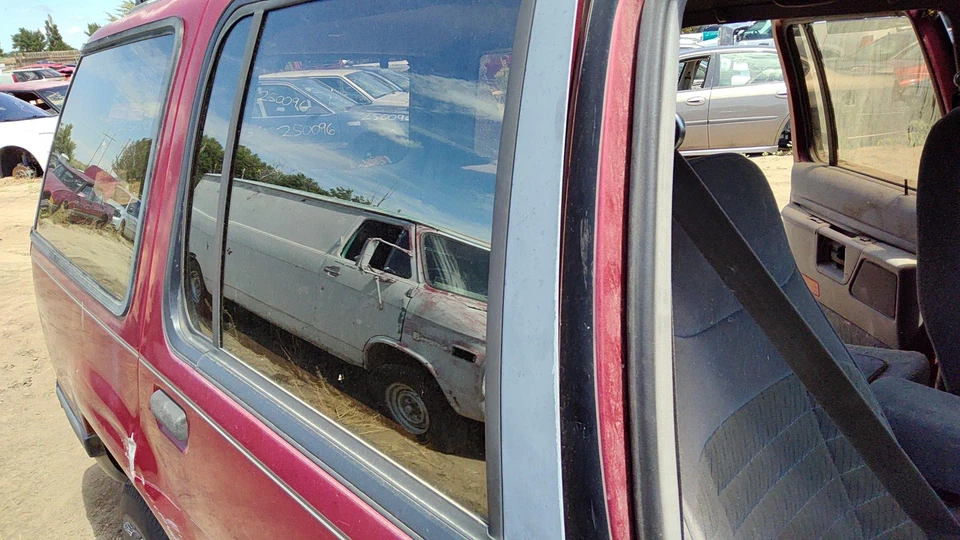 1991-1997 Ford Explorer пассажирское правое заднее боковое стекло дверь оригинальное заднее стекло - Изображение 2 из 2