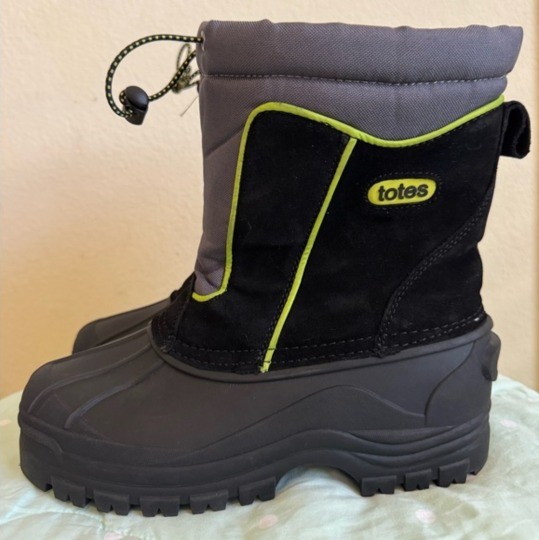 Totes Kids Chilly Boys Snow Boots Size 12 - Black & Charcoal Winter Footwear