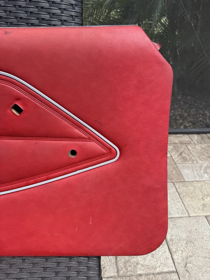 PANELES DE PUERTA MUSTANG II 1974 1975 1976 1977 1978 ROJO MUSTANG Foto 3 de 4