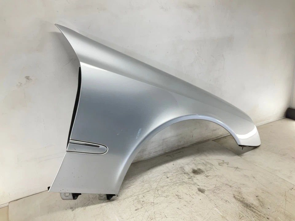 Painel de para-lama dianteiro direito 03-09 Mercedes-Benz E350 W211 fabricante de equipamento original - Imagem 3 de 4