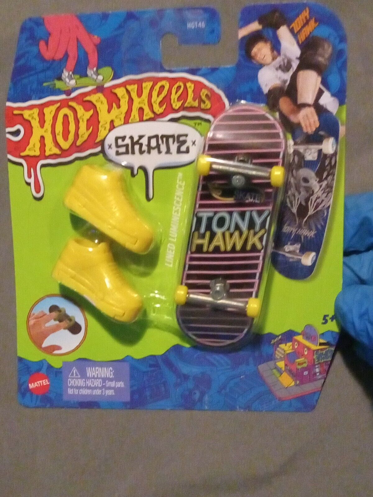 Hot Wheels Skate Dedo Tony Hawk Bright Flight Gnarly Neon 23