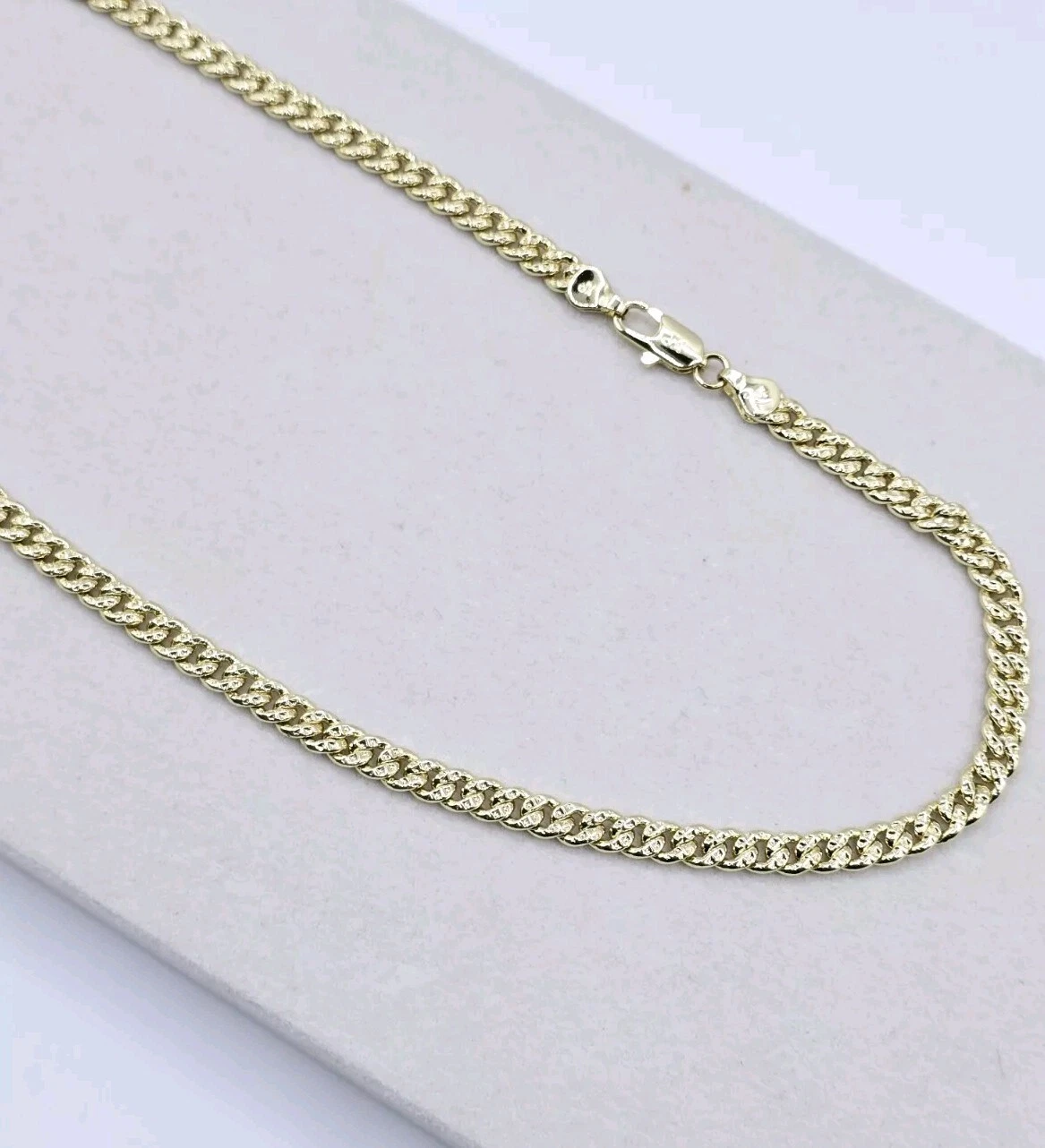 Xuping Signed Gold Plated Chain Necklace 18"