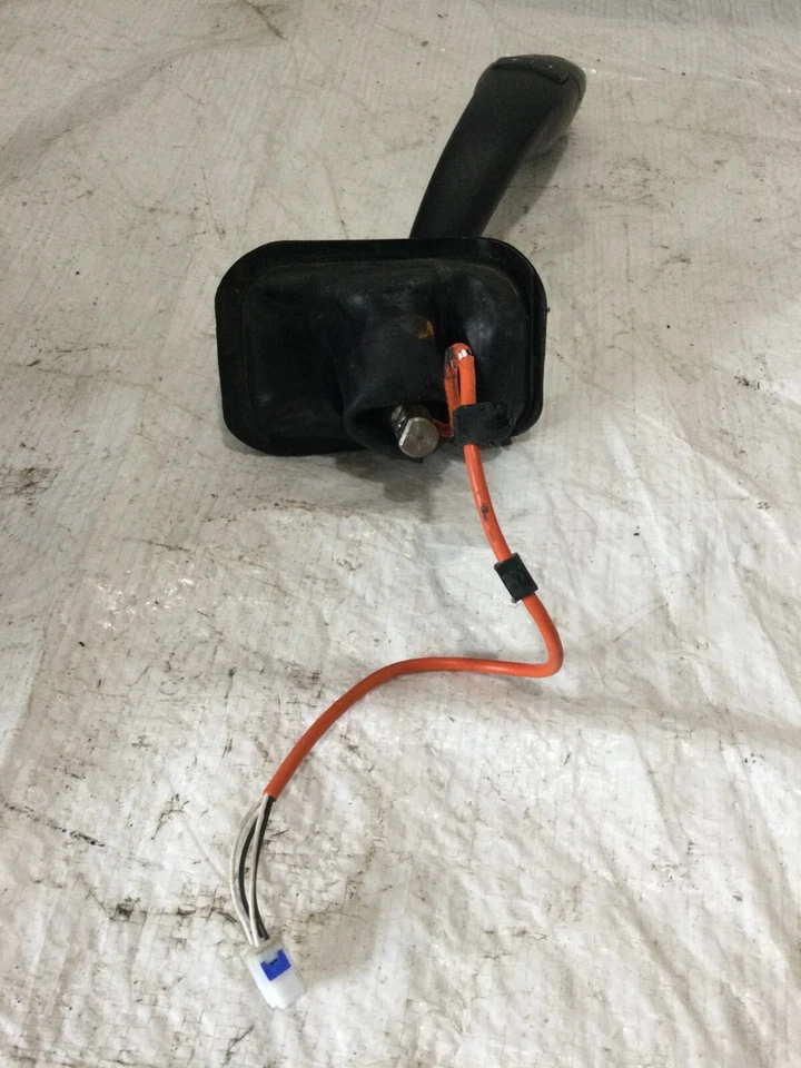 2010 GMC Sierra 2500HD Shifter Stick OEM - Image 3 of 4