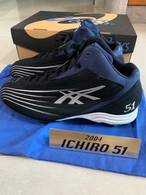 2004 SEATTLE Mariners ICHIRO SUZUKI Game Issued Limited Auto Asics
