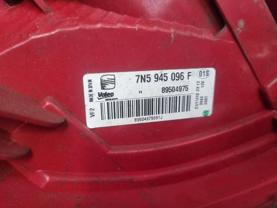 Lanterna traseira SEAT ALHAMBRA lateral direita externa 2011 7N5945096F   - Imagem 3 de 4