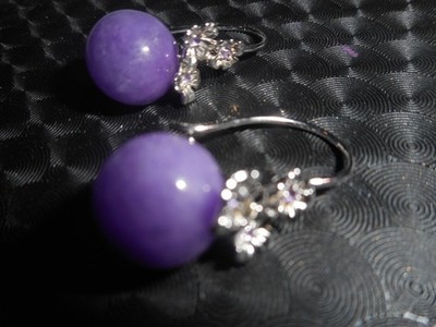Sterling Silber echte lila Jade Ohrringe.