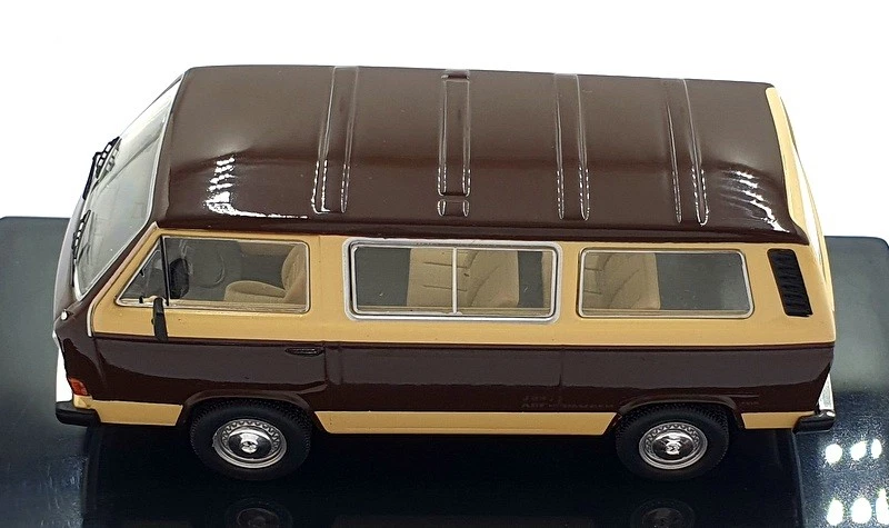 Caravelle Volkswagen Type 2 (T3) escala 1/43 Ixo CLC573N.22 - 1981 - Marrom - Imagem 4 de 4