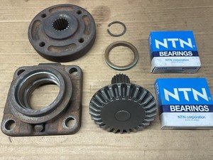 Top Drive Gear Assembly for New Holland 615 616 617 & Case MDX81 Disc Mowers