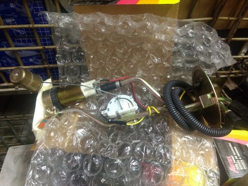 Fuel Pump and Sender Assembly Airtex E2144S - Picture 2 of 3
