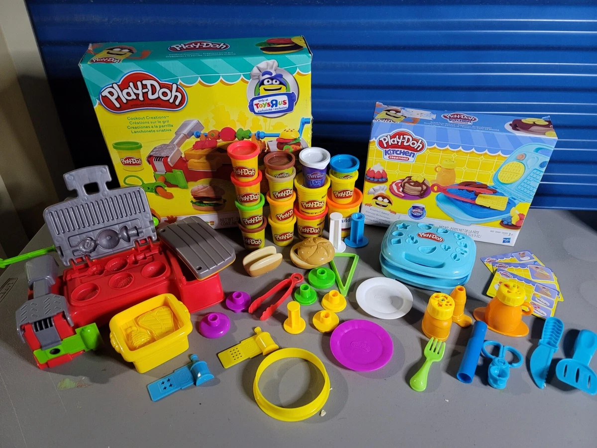 Play-Doh Kitchen Creations Bakery Creations Play Food Set