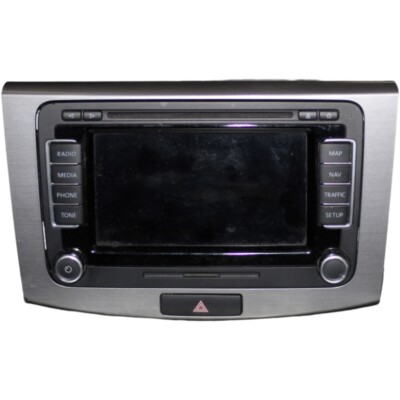 VW Passat Variant 1.8 TSI 36 Radio 1T0035680F