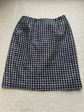 Vintage Plaid Midi Skirt Size 6 Made in Usa , nice to match