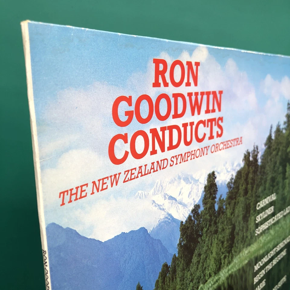RON GOODWIN CONDUCTS The New Zealand Symphony Jazz Folk Easy LP Earnslaw Steam - Image 3 of 4