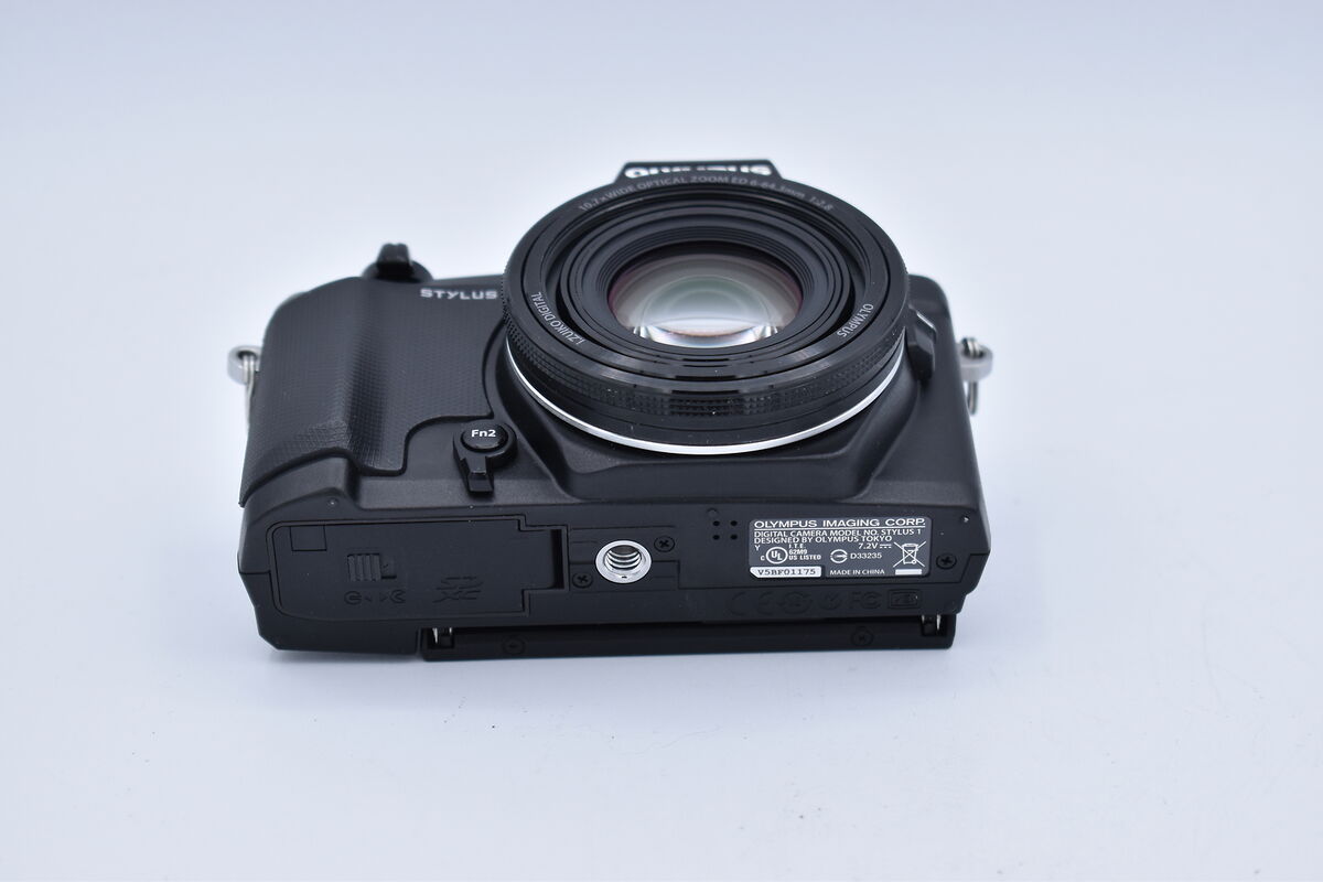 Olympus Stylus 1 Digital Camera (12MP), Black with Battery Olympus Stylus 1 Digital Camera (12MP), Black with Battery