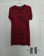 PrettyLittleThing Red Leopard Print Dress Size 8 | Stretch T-Shirt Mini
