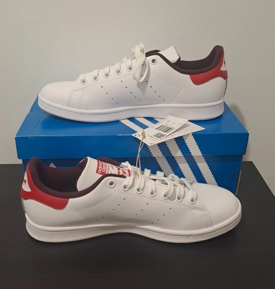 Adidas Originals Stan Smith NUOVE EUR 43 1/3 UK 9 bianco rosso IG1321 rare sneakers - Immagine 2 di 4