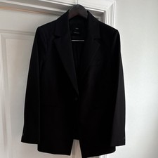 Mango MNG women s Black Blazer . Size 44