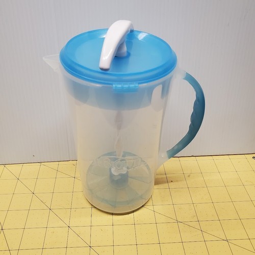 Dr. Brown's Baby Formula Mixing Pitcher, 32 oz., BPA Free, Blue - Picture 3 of 4