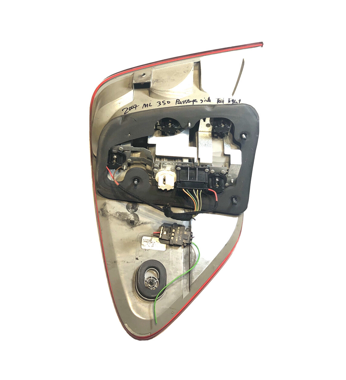 Fits 2006 2011 MERCEDES BENZ ML350 Tail Light Assembly Passenger