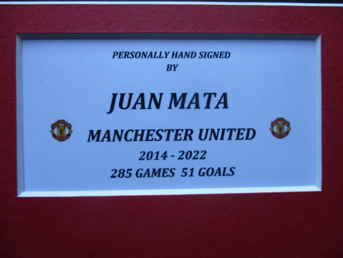 MANCHESTER UNITED JUAN MATA GENUINE SIGNED A4 MOUNTED CARD & PHOTO