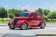 1937 Ford Custom Slantback Restomod MULTIPLE SHOW WINNER