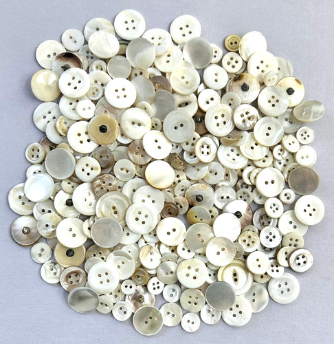 1/2 Lb (300+) Lot of VTG White Mother of Pearl Buttons, Sew Though & Metal Shank