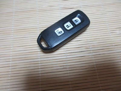007YUUL0754 Smart Key WGNNVAN ONEsided power sliding door Keyless 3 ButtK709 mA