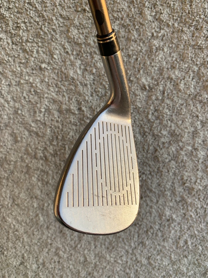 CUÑA DE LANZAMIENTO KING COBRA SS-I PW - VARILLA DE GRAFITO FLEXIBLE ALDILA HM TOUR SENIOR Foto 2 de 4