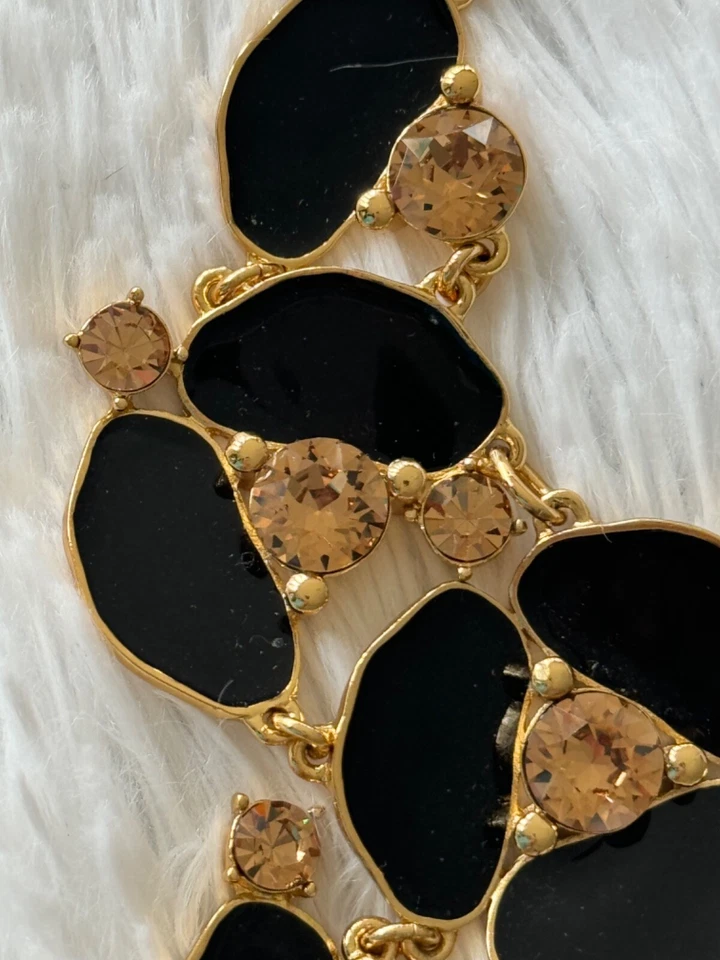 COLLAR KATE SPADE NEW YORK NEGRO DISCO PANSY PIEDRAS CHAMPÁN BRILLANTES Foto 4 de 4