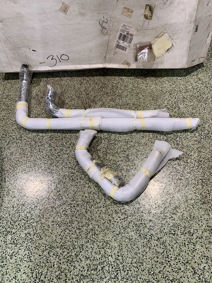 Mac Products 002-1514 2:2 2 In Slash Cut Drag Pipe VN1500 Vulcan 87-97 Rare Find - Image 2 of 3