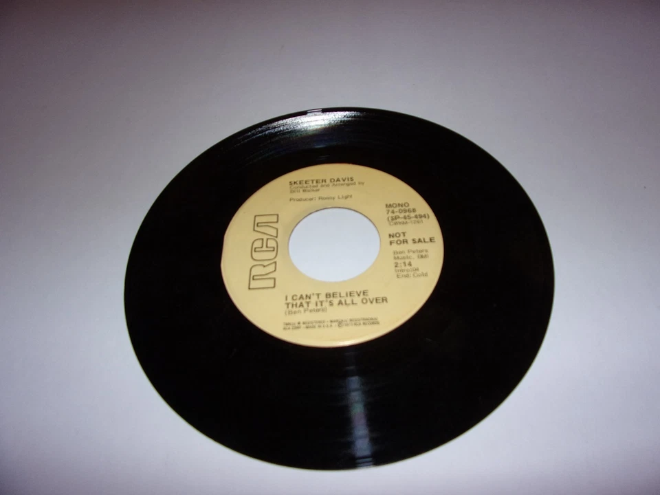 Skeeter Davis: I Can't Believe That It's All Over / 45 Rpm / Promo / 1974 - Image 2 of 2