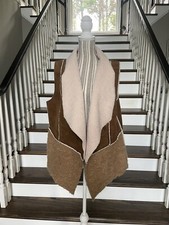 Nwot Tantrums Women’s Medium Wool Blend Brown Tan Vest Cute!!