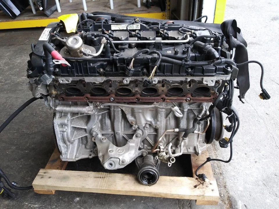 2018 bmw 540i OEM 3.0L AWD engine assembly 89k miles 17-19 *TURBO SOLD SEPERATE* Foto 2 de 4