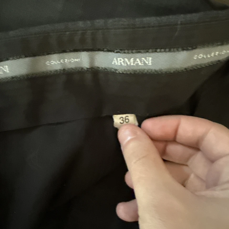 Calça social masculina Armani Collezioni cinza 100% lã 34x34 frente plana ajuste clássico - Imagem 4 de 4