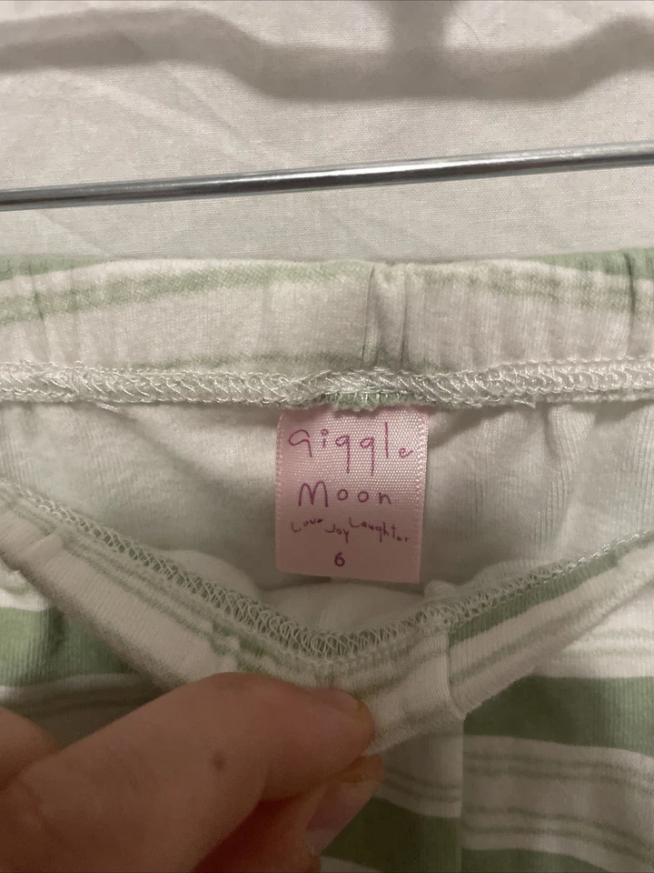 PANTALONES CON VOLANTES GIGGLE MOON FLORALES DE COLECCIÓN VERDE TALLA 6 Foto 4 de 4