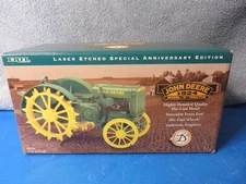 1/16 John Deere 1924 Model Spoker D Tractor