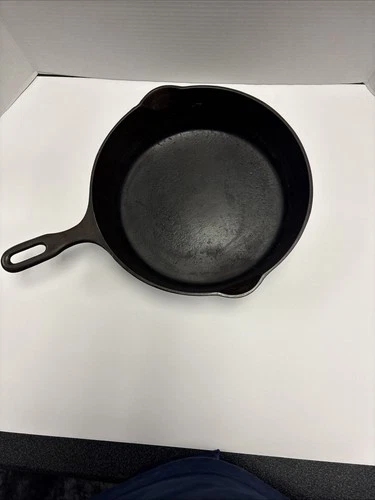 No. 8 Griswold Iron Mountain Chicken Pan Deep Skillet 1034