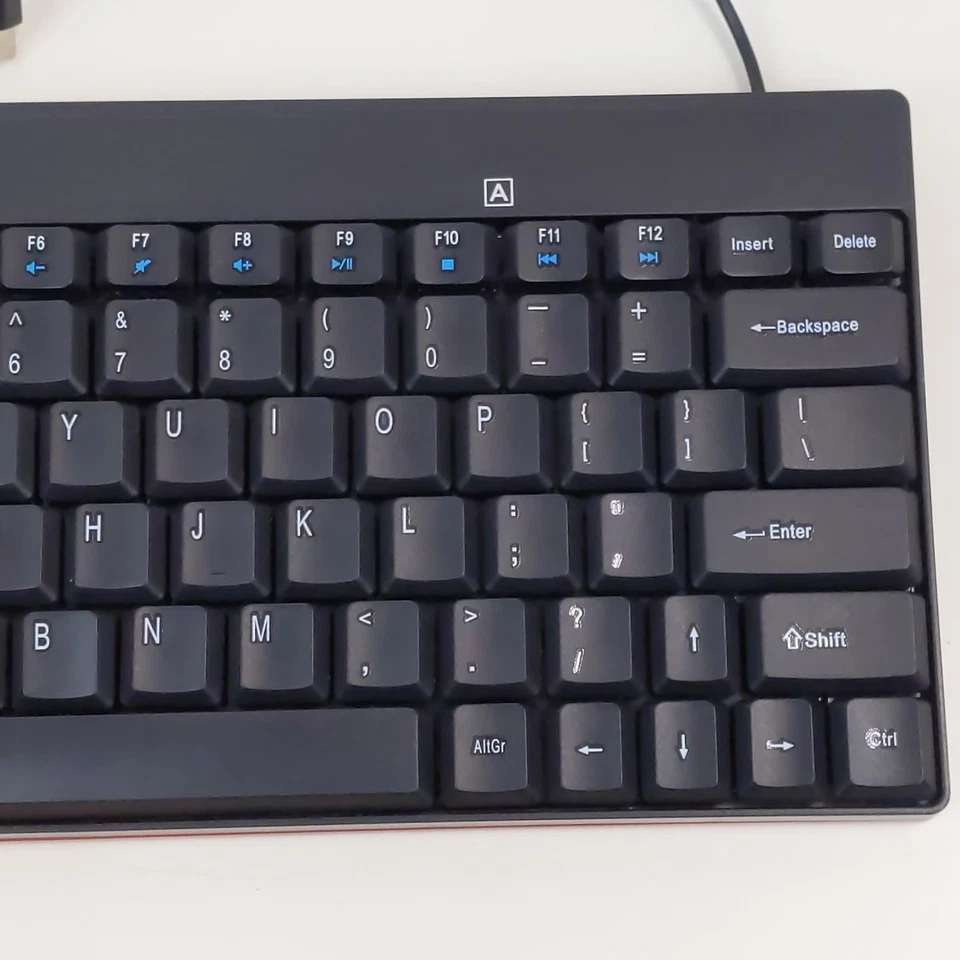 Perixx PERIBOARD-422 Mini USB-C Wired Keyboard Black Red Compact 11" Portable PC - Image 3 of 4