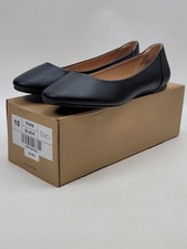 Journee Collection Women's Kavn Comfort Insole Round Ballet Flat, Black Size 10M