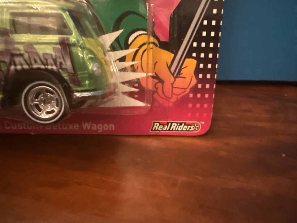 BATMAN Hot Wheels “Joker” Volkswagen Custom Deluxe Wagon verde pilotos reales 2014 Foto 4 de 4