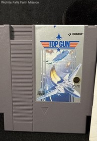 Top Gun for Nintendo NES includes Case, Game, Manual