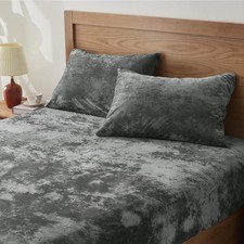 Velvet Fitted Sheet and Pillowcases Set, Luxury Soft Fuzzy Bottom Sheet with