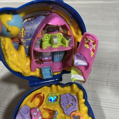 Vintage Polly Pocket Disney Minnie Mouse Space Compact Playset
