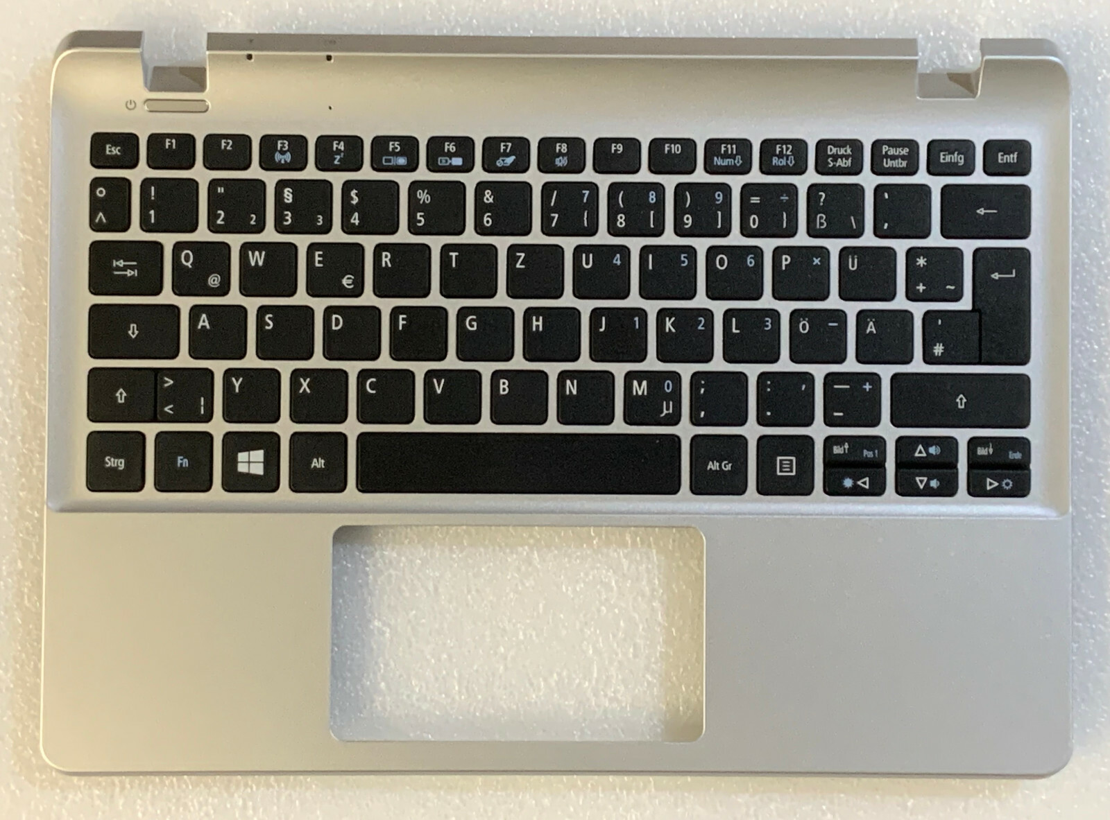 Clavier Qwertz Allemand ACER Aspire V3-111P pour Réparer un Topcase Cassé