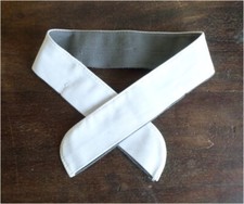 Deutsche Armee DDR NVA Kragenbinde ca. 54cm für Uniform- zum einknöpfen in Jacke