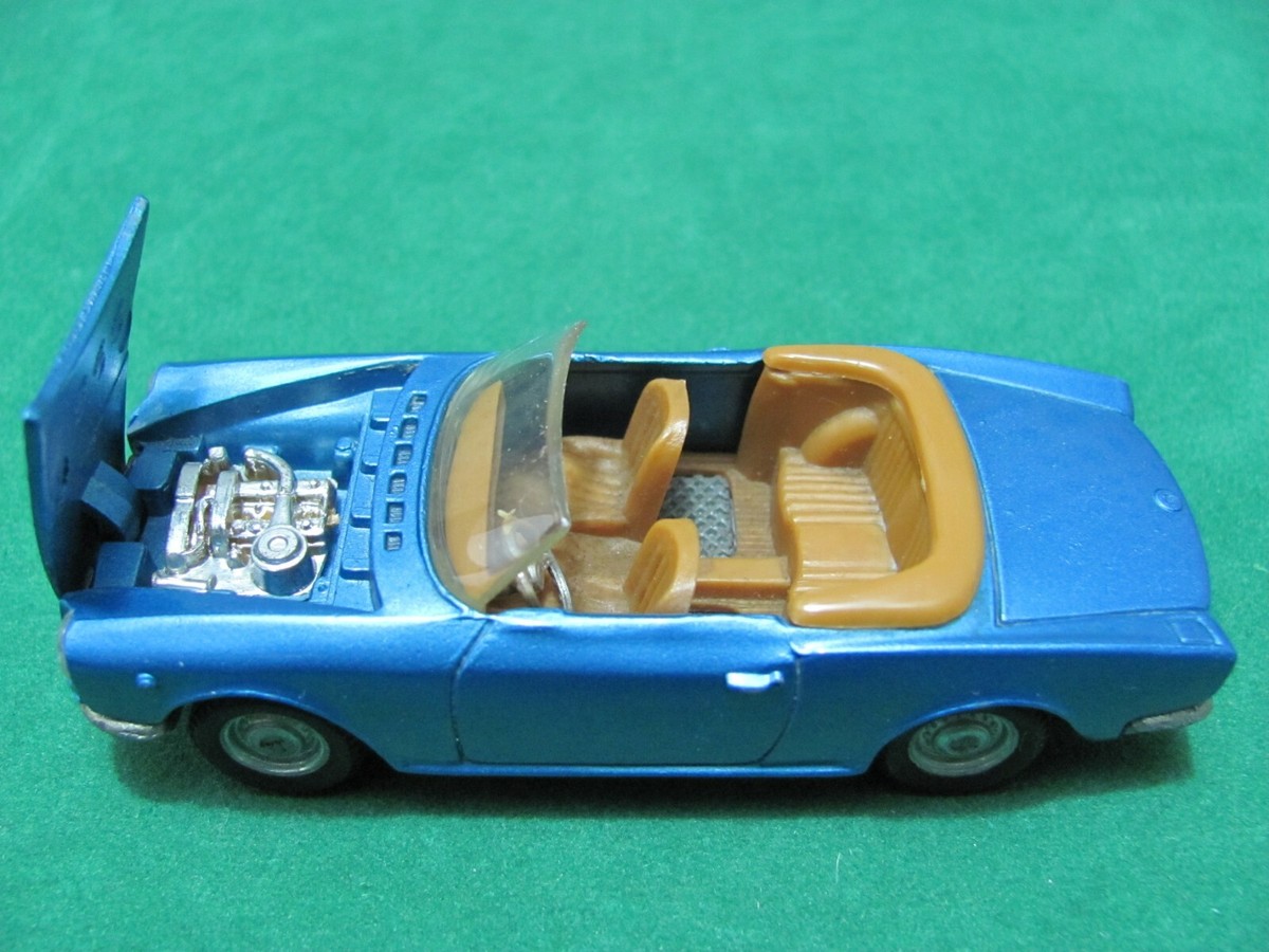 Fiat 124 Sport Spider Politoys 555 - Échelle 1/43 - Made In Italy 1968 - Occasion état Neuf